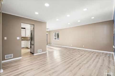 Tiny photo for 608 N White Lane, Hainesville, IL 60030 (MLS # 12661171)