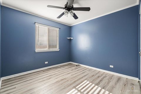 Tiny photo for 608 N White Lane, Hainesville, IL 60030 (MLS # 12661171)