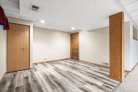 Tiny photo for 608 N White Lane, Hainesville, IL 60030 (MLS # 12661171)