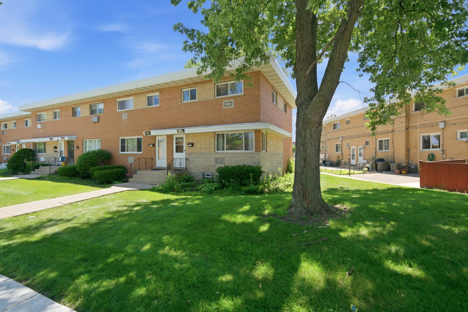 8663 Gregory Lane