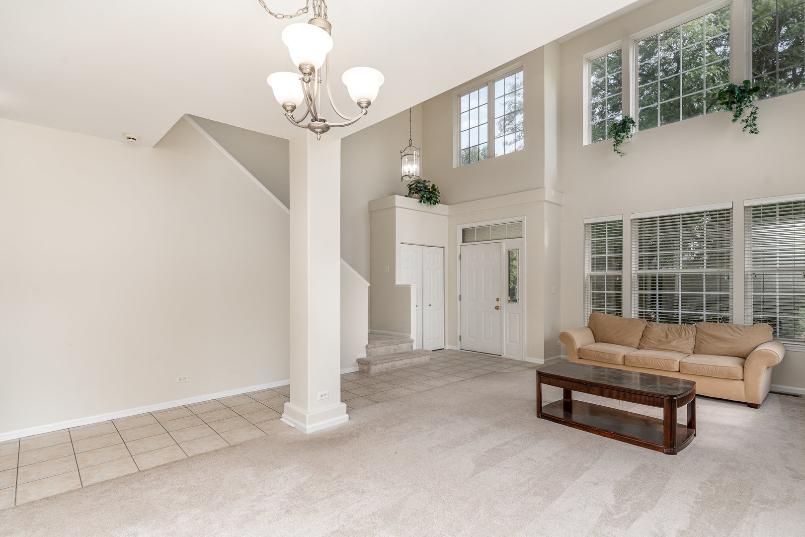 2258 Halsted Lane