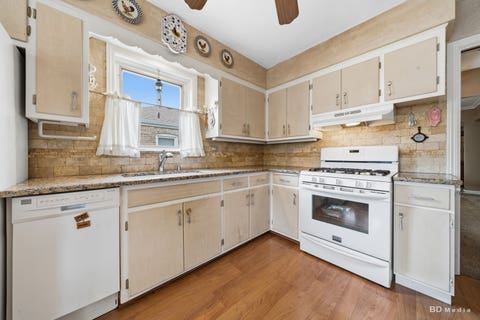 Tiny photo for 9005 S Utica Avenue, Evergreen Park, IL 60805 (MLS # 12677633)