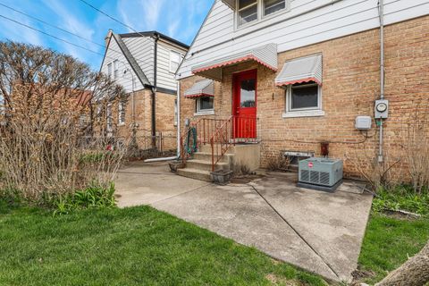 Tiny photo for 1822 N 23rd Avenue, Melrose Park, IL 60160 (MLS # 12470654)