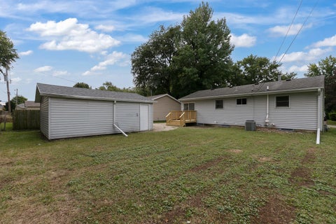 Tiny photo for 3323 Kimberly Downs Road, Davenport, IA 52722 (MLS # 12759676)