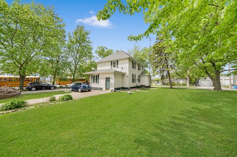 Tiny photo for 5172 E Center Street, Bourbonnais, IL 60914 (MLS # 12648352)