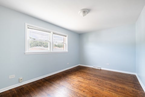 Tiny photo for 11233 S Whipple Street, Chicago, IL 60655 (MLS # 12714568)