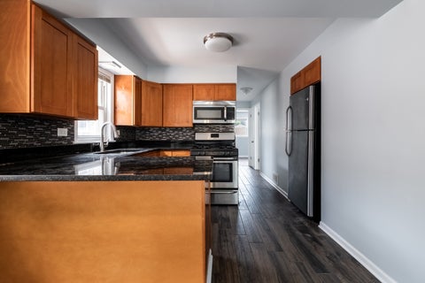 Tiny photo for 11233 S Whipple Street, Chicago, IL 60655 (MLS # 12714568)
