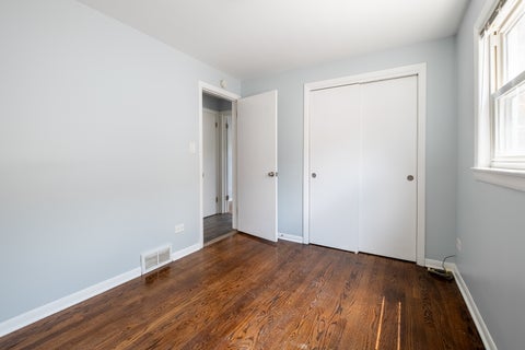 Tiny photo for 11233 S Whipple Street, Chicago, IL 60655 (MLS # 12714568)