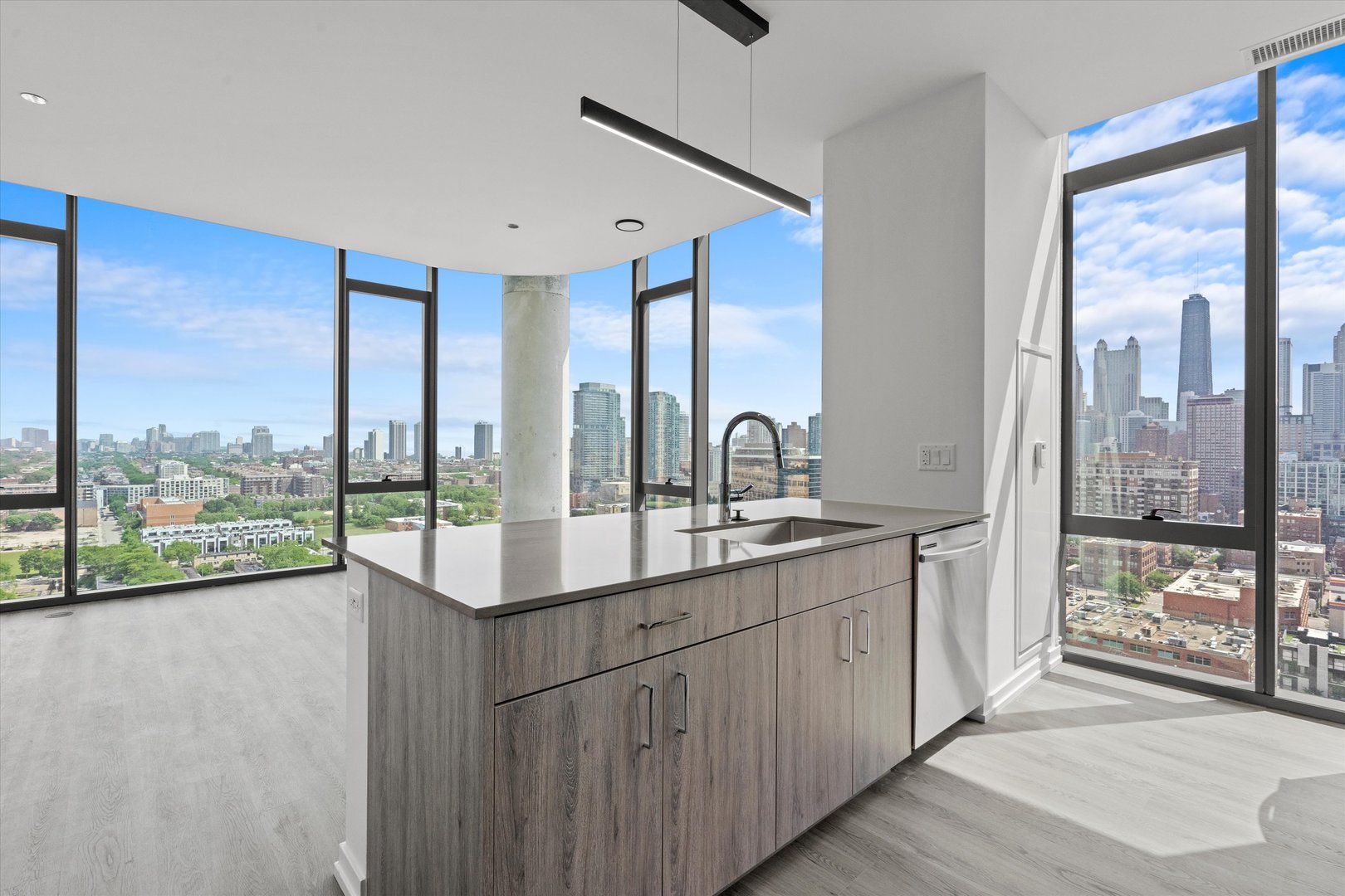 808 N Cleveland Avenue 2101