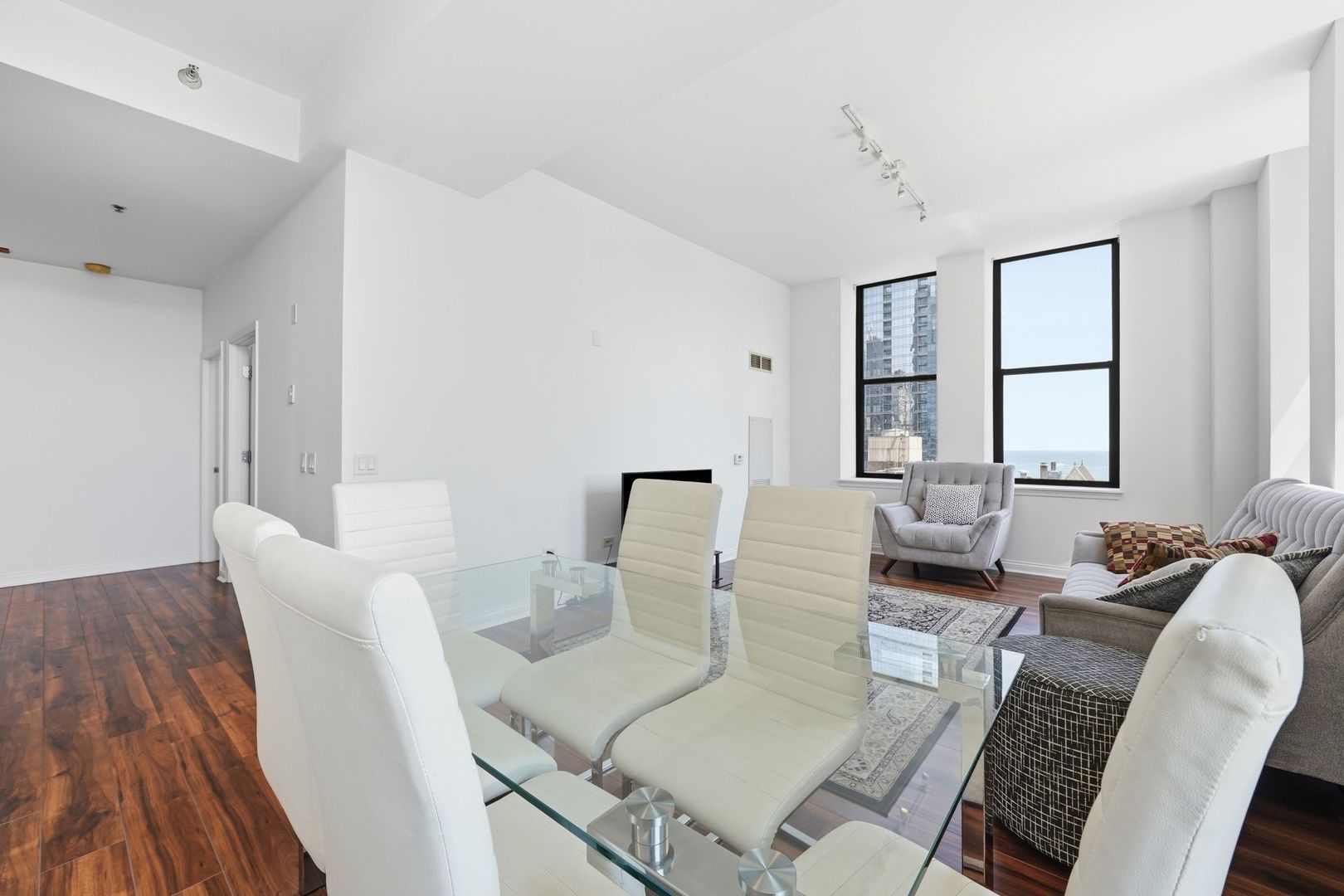 8 W Monroe Street 1904