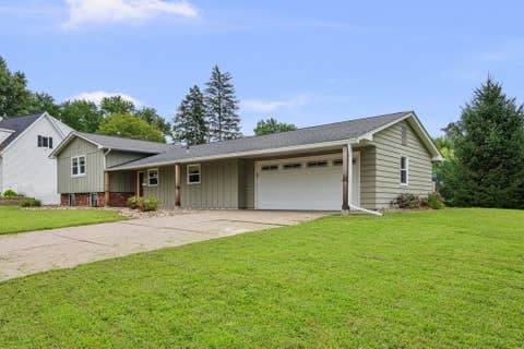 Tiny photo for 2603 Harmony Drive, Bettendorf, IA 52722 (MLS # 12736838)