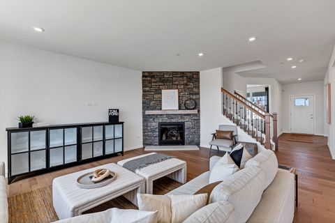 Tiny photo for 3180 Semple Way, Mundelein, IL 60060 (MLS # 12452138)