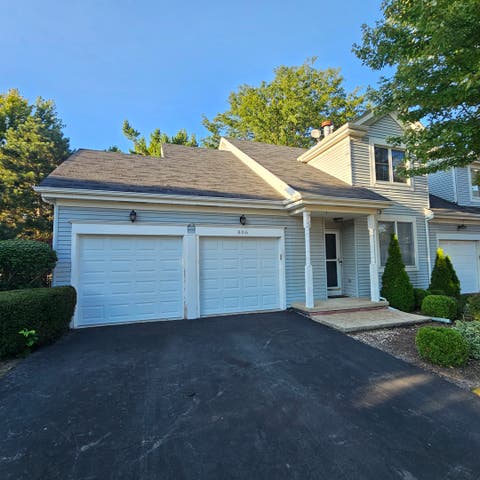 Photo of 806 Derby Course, St. Charles, IL 60174 (MLS # 12741791)
