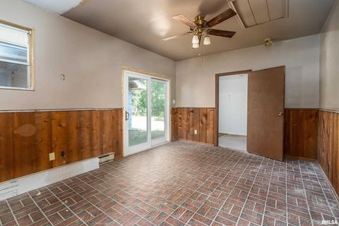 Tiny photo for 1378 Skelcher Boulevard, Makanda, IL 62958 (MLS # EB459815)