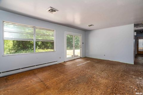 Tiny photo for 1378 Skelcher Boulevard, Makanda, IL 62958 (MLS # EB459815)