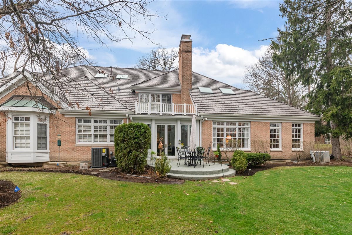 852 Gloucester Crossing