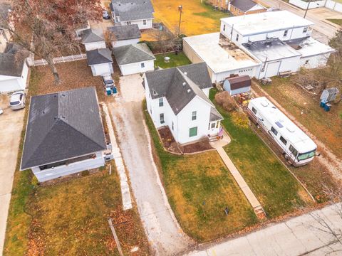 Tiny photo for 1014 N Mill Street, Pontiac, IL 61764 (MLS # 12516669)