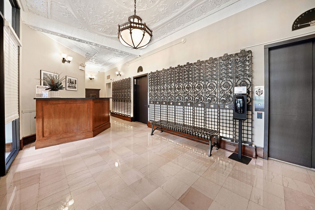431 S Dearborn Street 1603