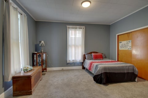 Tiny photo for 1803 Jefferson Street, Quincy, IL 62301 (MLS # 100539110)