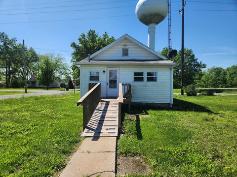 Tiny photo for Pinckneyville, IL 62274 (MLS # 12634395)