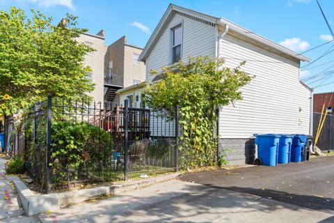 Tiny photo for 1111 S Campbell Avenue, Chicago, IL 60612 (MLS # 12502240)