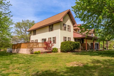 Photo of 18199 Pittsburg Road, Marion, IL 62959 (MLS # 12613281)