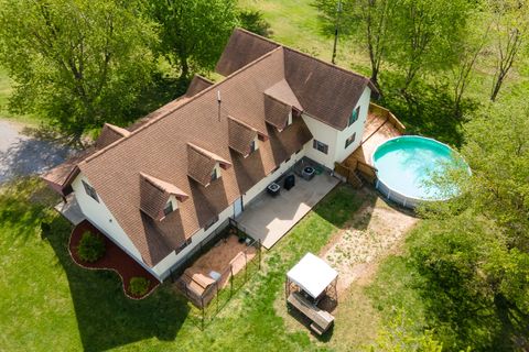 Tiny photo for 18199 Pittsburg Road, Marion, IL 62959 (MLS # 12613281)