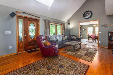 Tiny photo for 18199 Pittsburg Road, Marion, IL 62959 (MLS # 12613281)