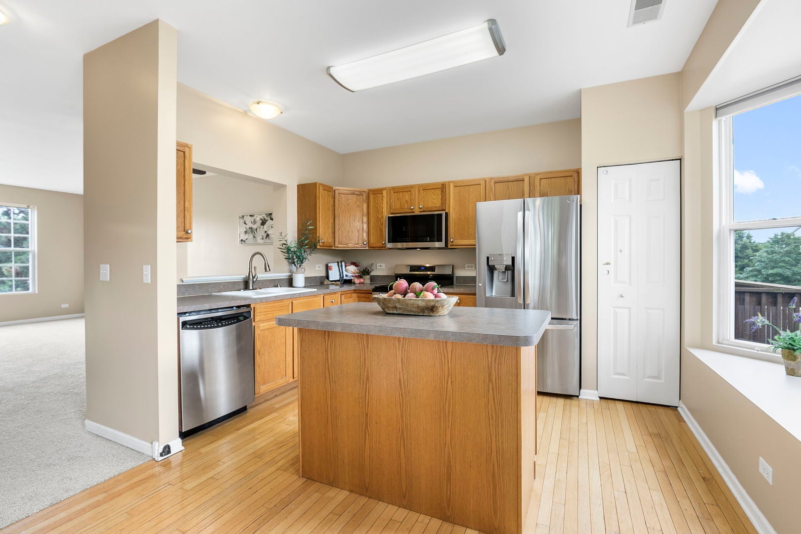 896 Cherry Creek Drive