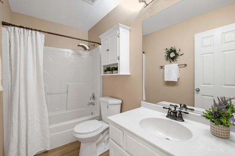Tiny photo for 896 Cherry Creek Drive, Grayslake, IL 60030 (MLS # 12686114)