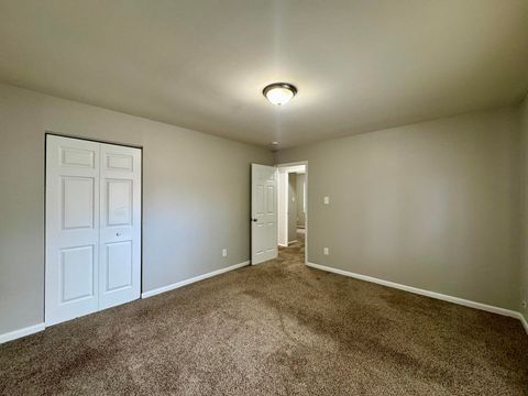 Tiny photo for 824 Dartmouth Avenue, Matteson, IL 60443 (MLS # 12370121)