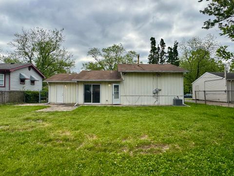 Tiny photo for 824 Dartmouth Avenue, Matteson, IL 60443 (MLS # 12370121)