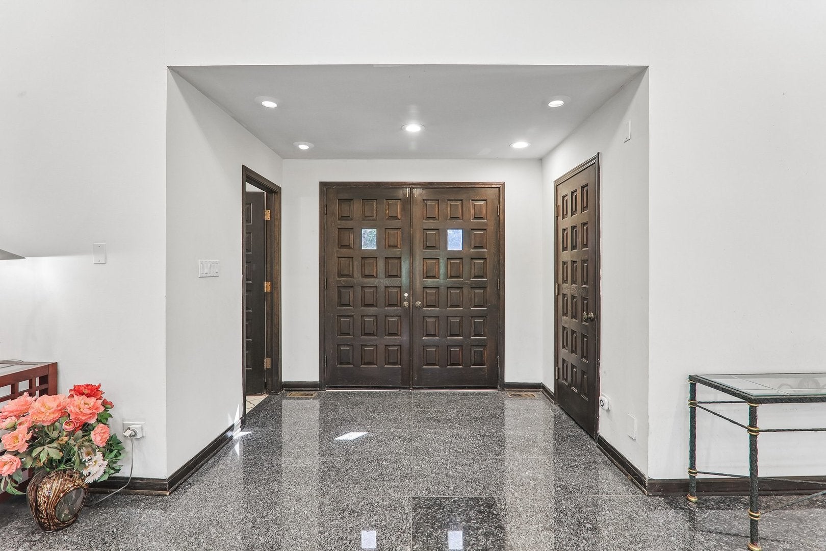 93B W BATEMAN Road
