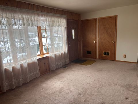 Tiny photo for 71 227th Place E, Steger, IL 60475 (MLS # 12527379)