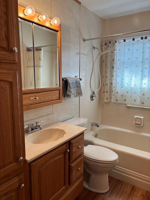 Tiny photo for 71 227th Place E, Steger, IL 60475 (MLS # 12527379)