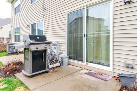 Tiny photo for 7058 Hidden Green Circle, Fox Lake, IL 60020 (MLS # 12629894)