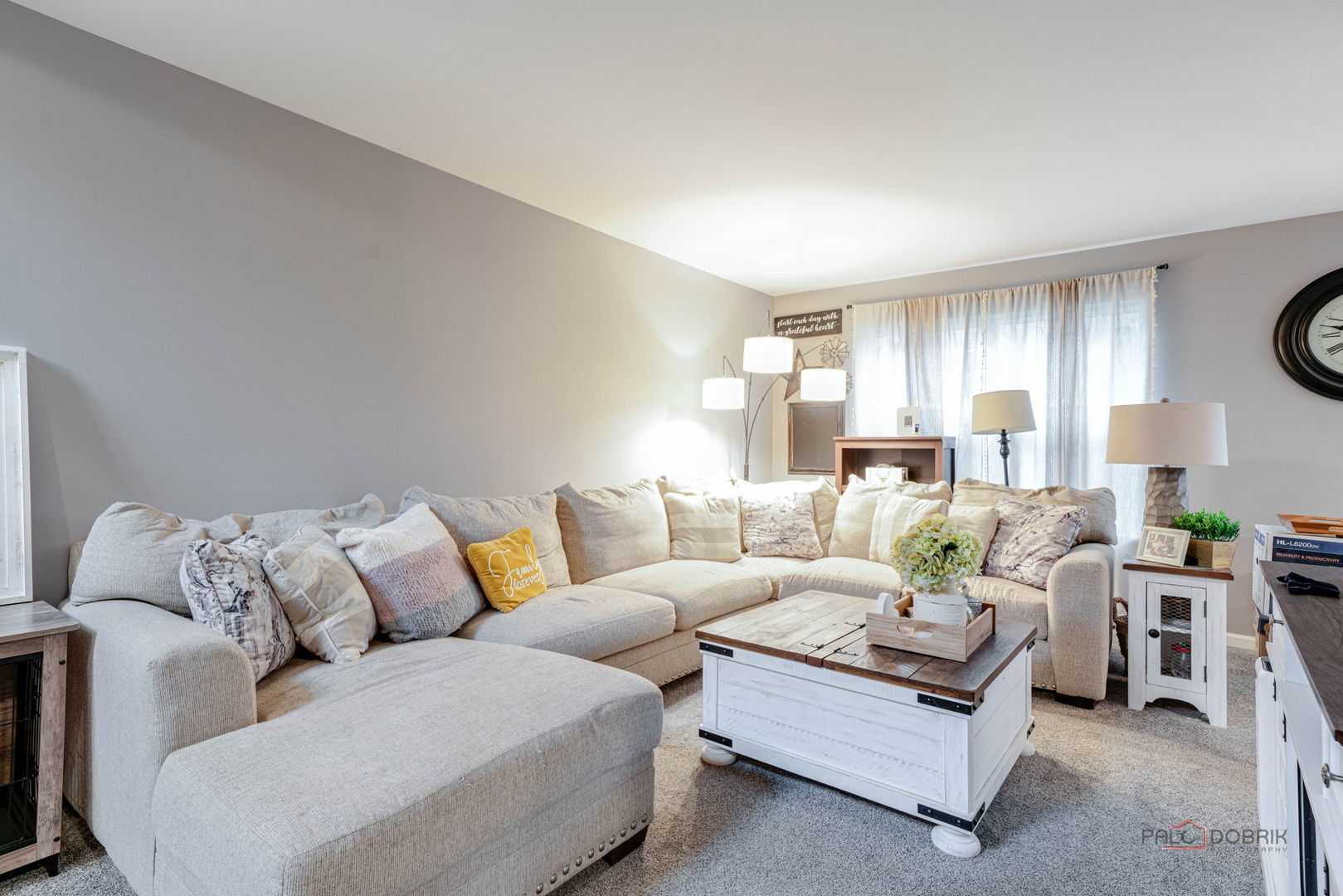 7058 Hidden Green Circle