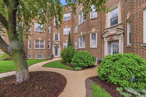 Photo of 3806 N Troy Street #3, Chicago, IL 60618 (MLS # 12633036)