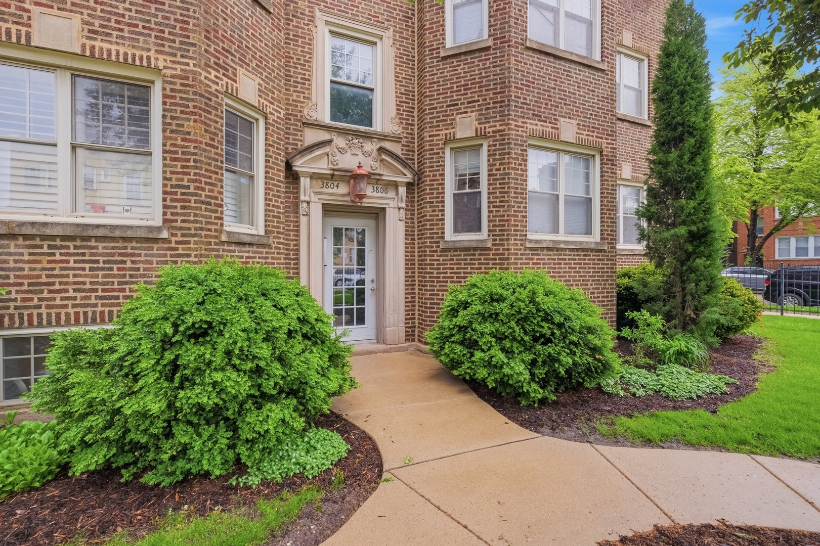 3806 N Troy Street 3