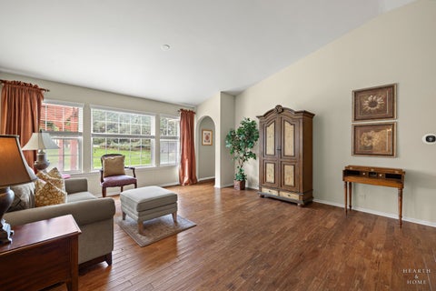Tiny photo for 1352 Evergreen Lane, Pingree Grove, IL 60140 (MLS # 12767494)