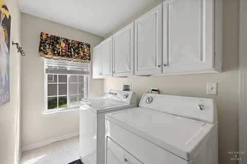 Tiny photo for 1352 Evergreen Lane, Pingree Grove, IL 60140 (MLS # 12767494)