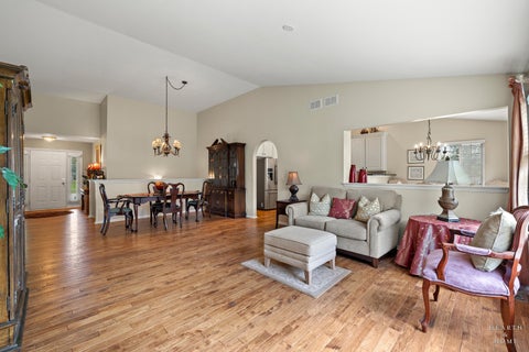 Tiny photo for 1352 Evergreen Lane, Pingree Grove, IL 60140 (MLS # 12767494)
