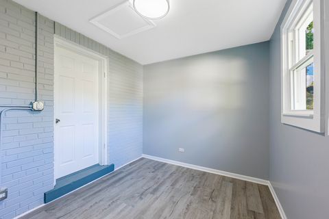 Tiny photo for 9252 S Sacramento Avenue, Evergreen Park, IL 60805 (MLS # 12494898)