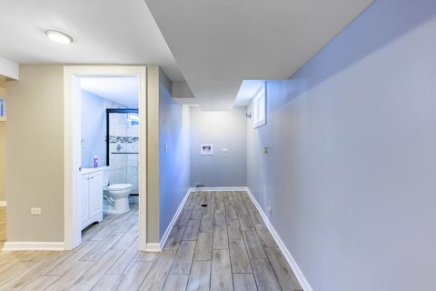 Tiny photo for 9252 S Sacramento Avenue, Evergreen Park, IL 60805 (MLS # 12494898)