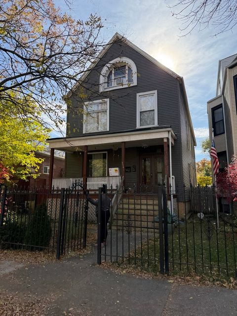 3541 W Wrightwood Avenue Chicago IL 60647