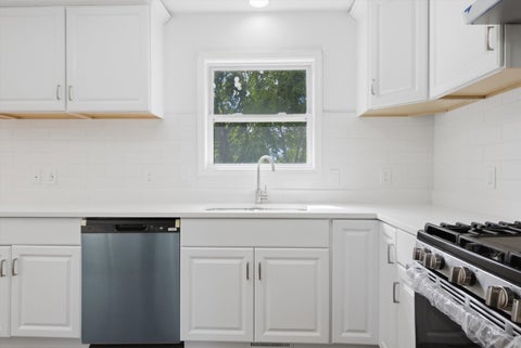Tiny photo for 616 Bayfield Drive, DeKalb, IL 60115 (MLS # 12763120)