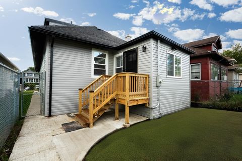 Tiny photo for 7642 S Merrill Avenue, Chicago, IL 60649 (MLS # 12492608)