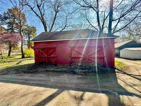 Tiny photo for 110 E JEFFERSON Street, New Boston, IL 61272 (MLS # QC4269757)