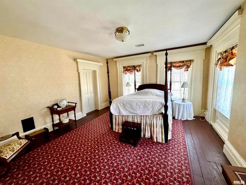 Tiny photo for 110 E JEFFERSON Street, New Boston, IL 61272 (MLS # QC4269757)