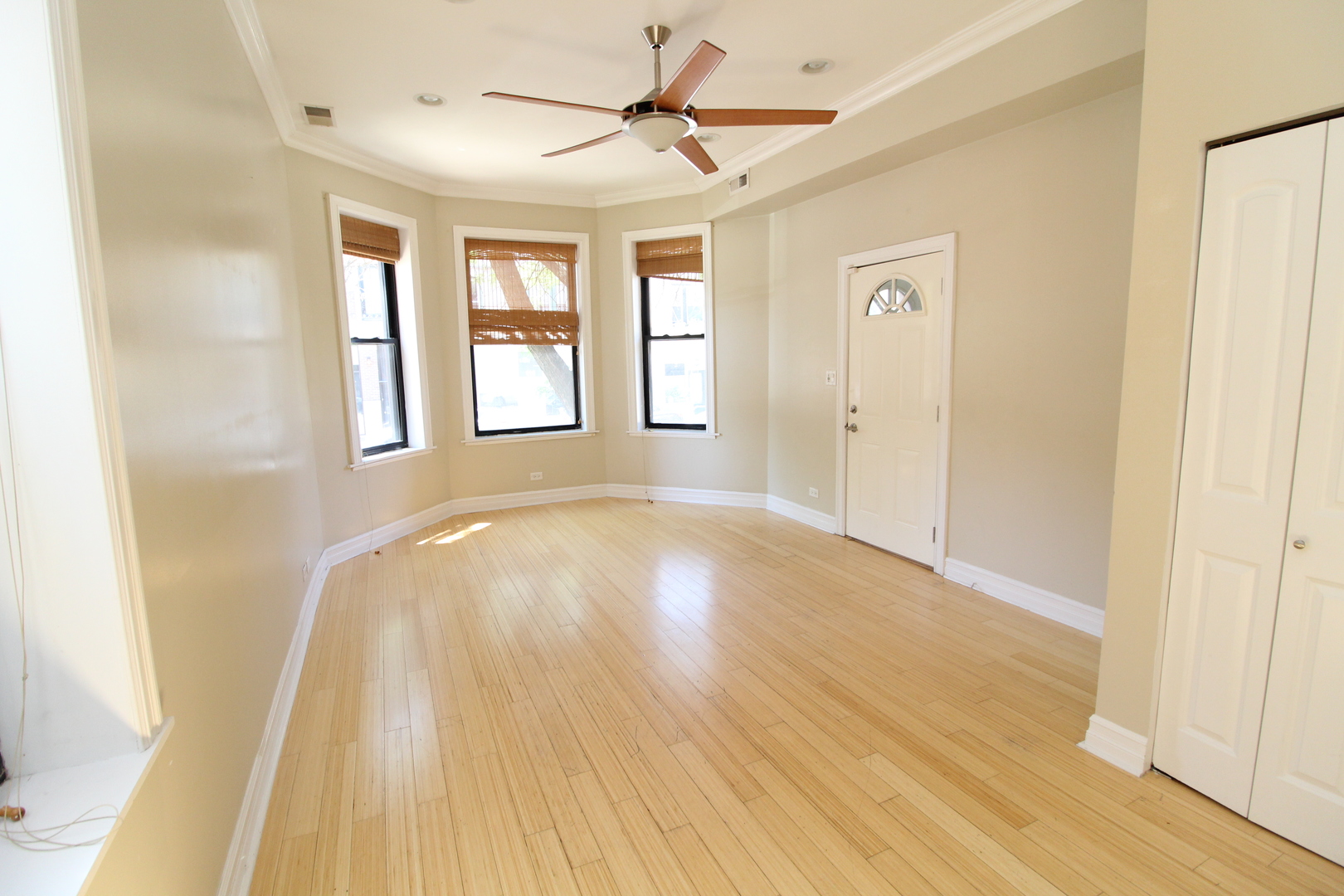 917 N Damen Avenue 1